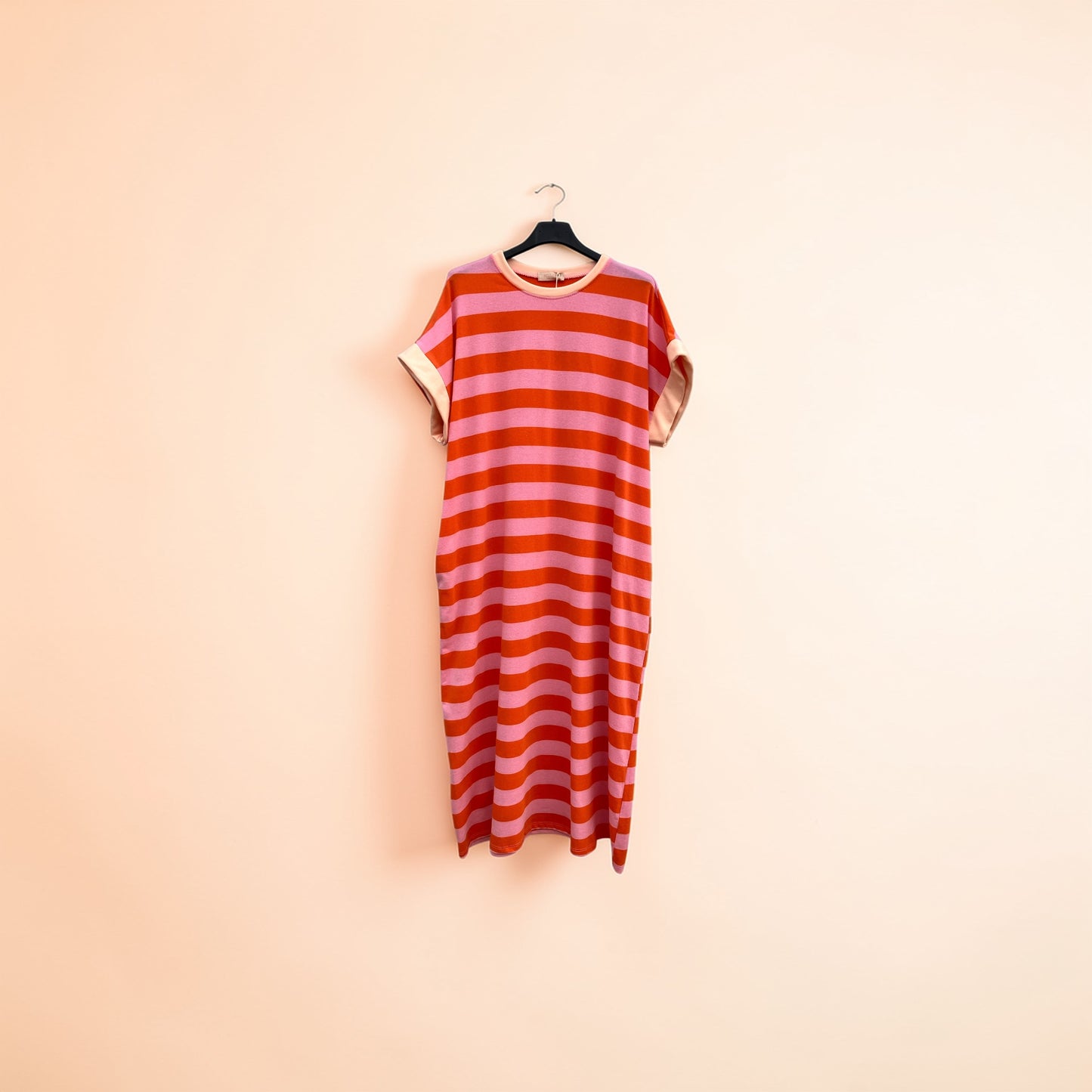 Robe T-shirt manches courtes avec poches