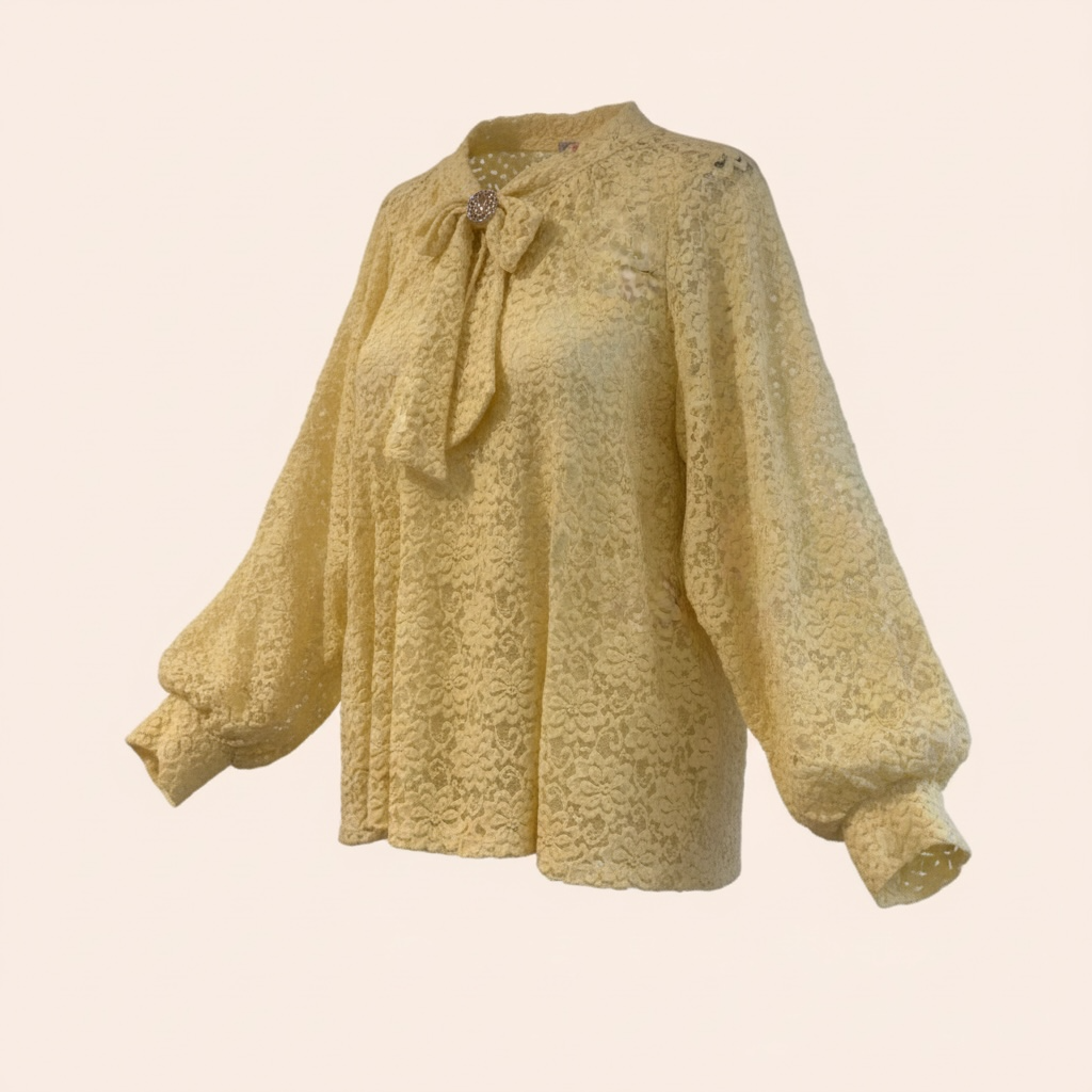 Zachte blouse met broche