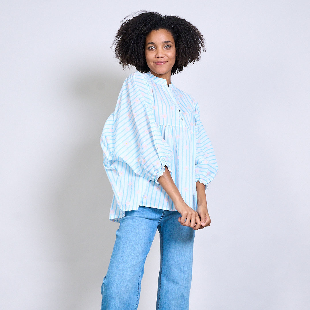 Blouse lignée avec fleurs
