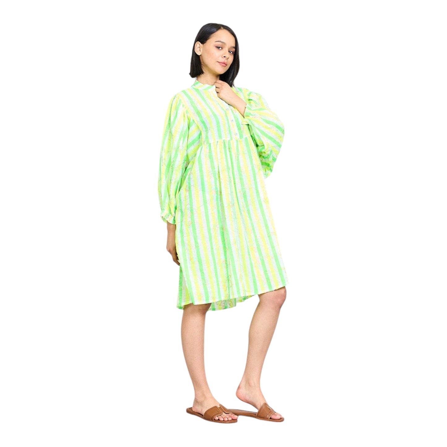 Robe à lignes et broderie floral