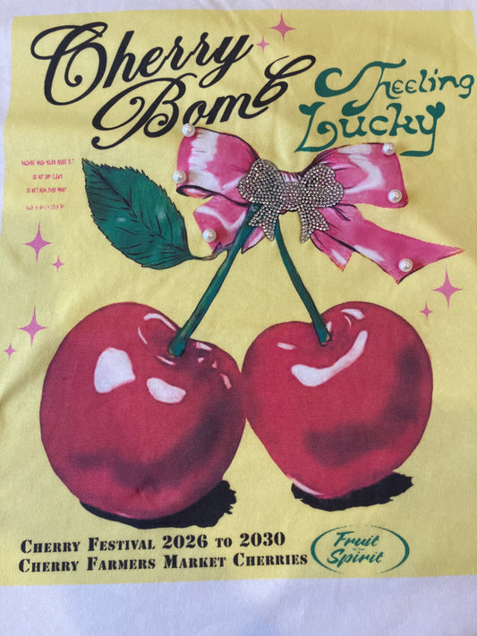 T-shirt cerises strass & perles fines