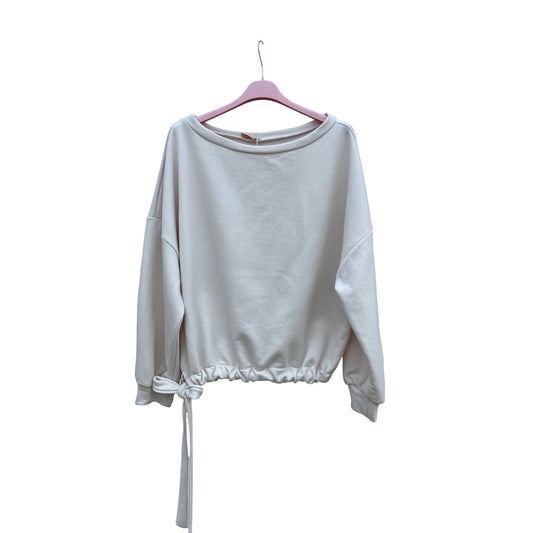 Sweatshirt off shoulder