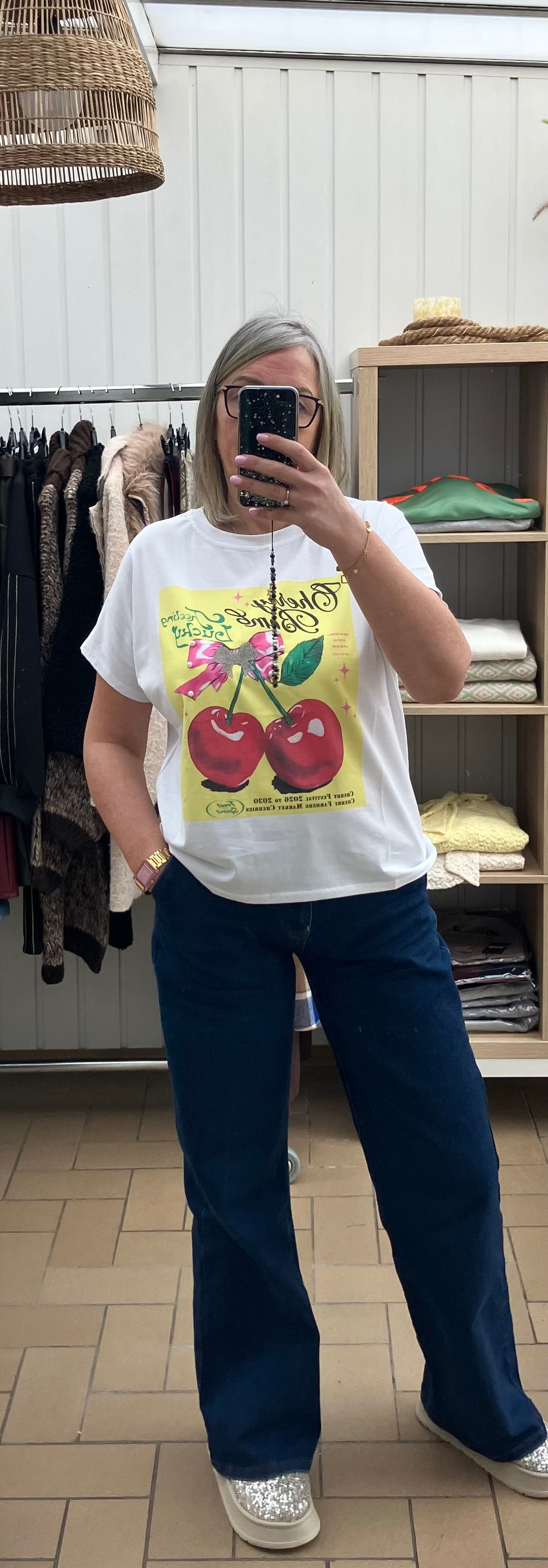 T-shirt Cherry met strass & parels