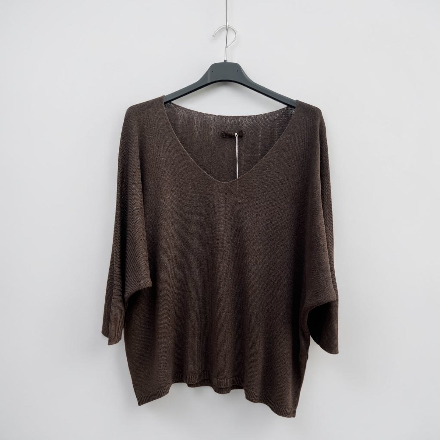 Pull léger col V manches 7/8