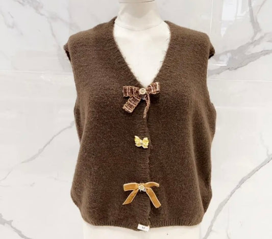 Cardigan met strikjes broches 🎀