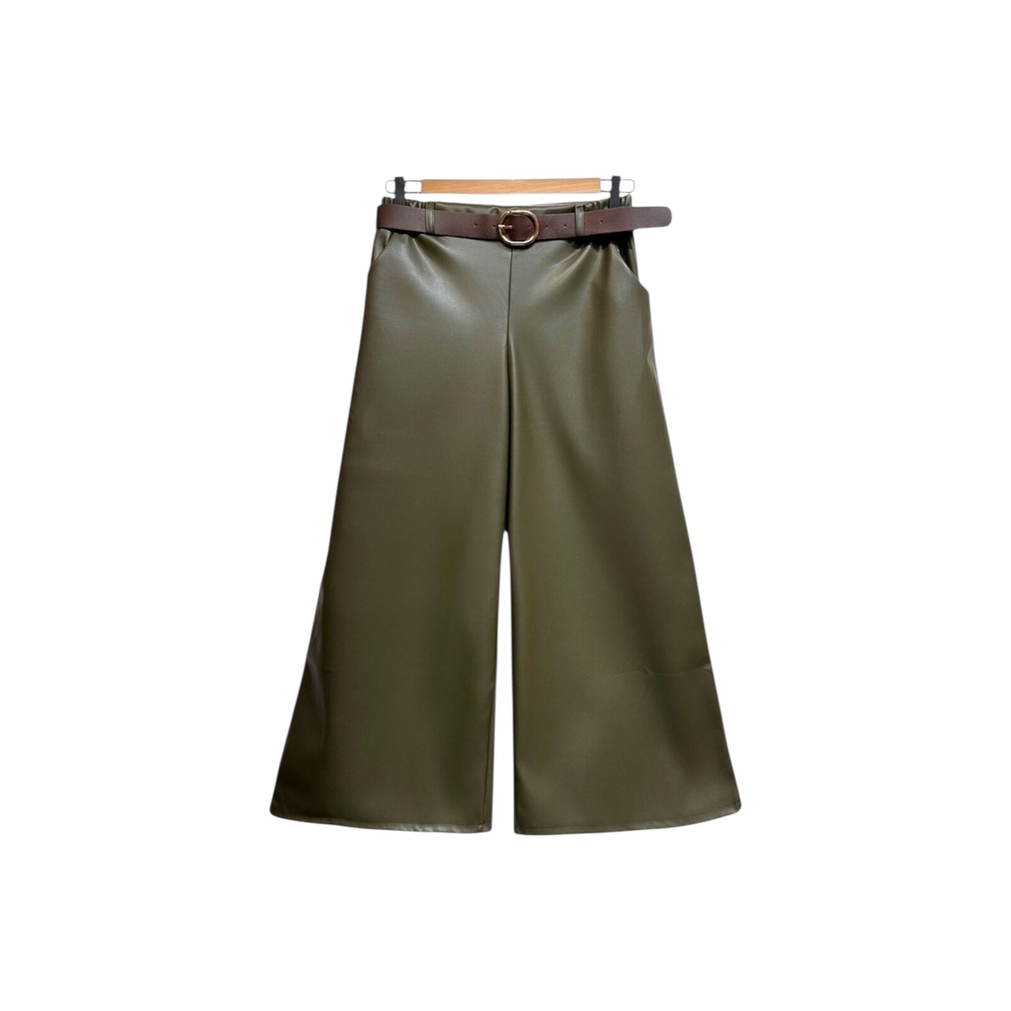 Pantalon en simili cuir droit évasé avec ceinture