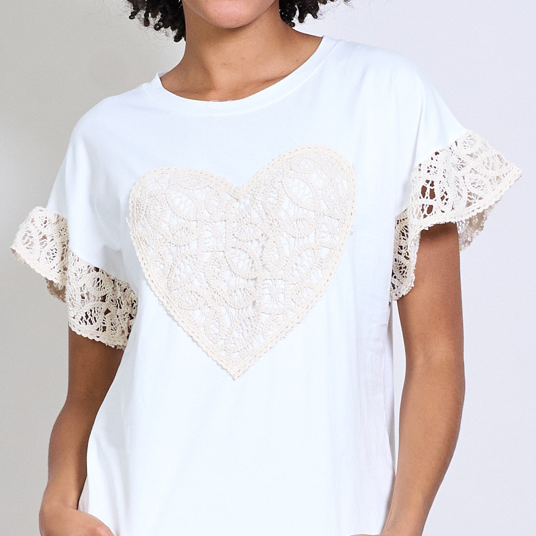 T-shirt avec coeur + dentelle