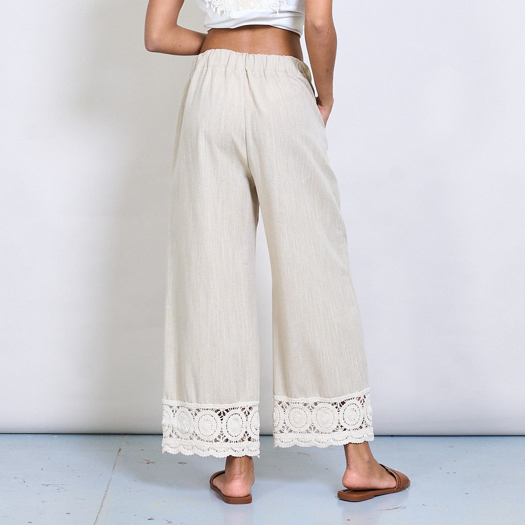 Pantalon avec dentelle