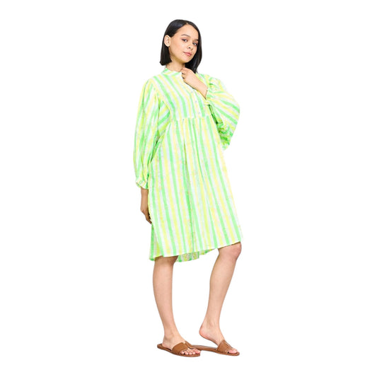 Robe à lignes et broderie floral