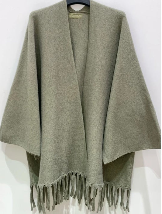 Poncho avec manches