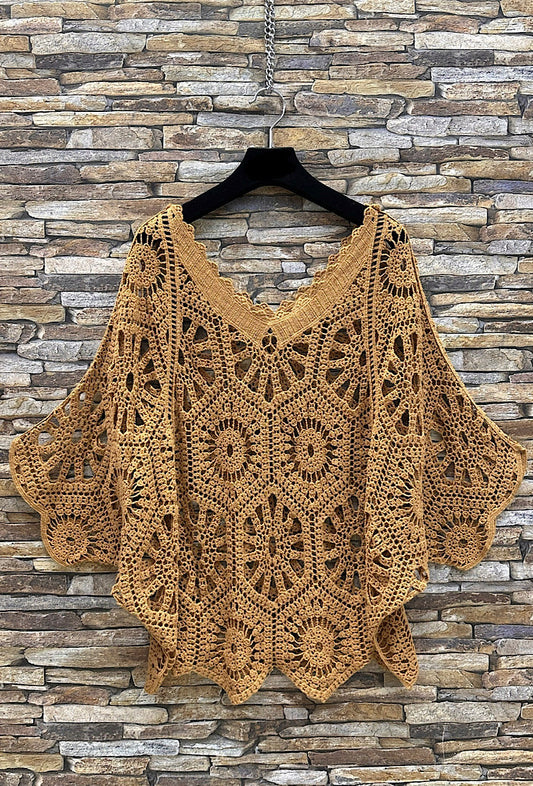Pull Boho crochet manches courtes