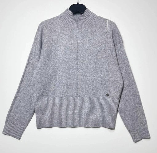 Pull col montant